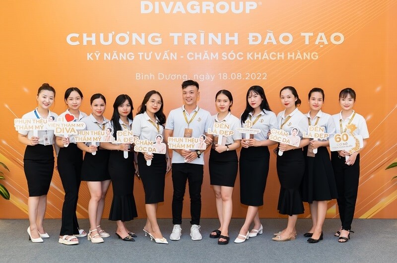 áo đồng phụcdiva