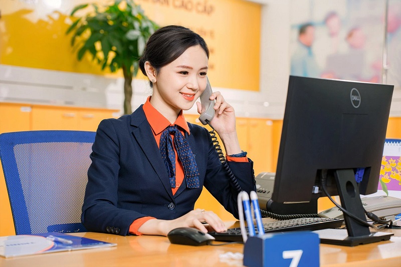 Đồng phục ngân hàng Sacombank